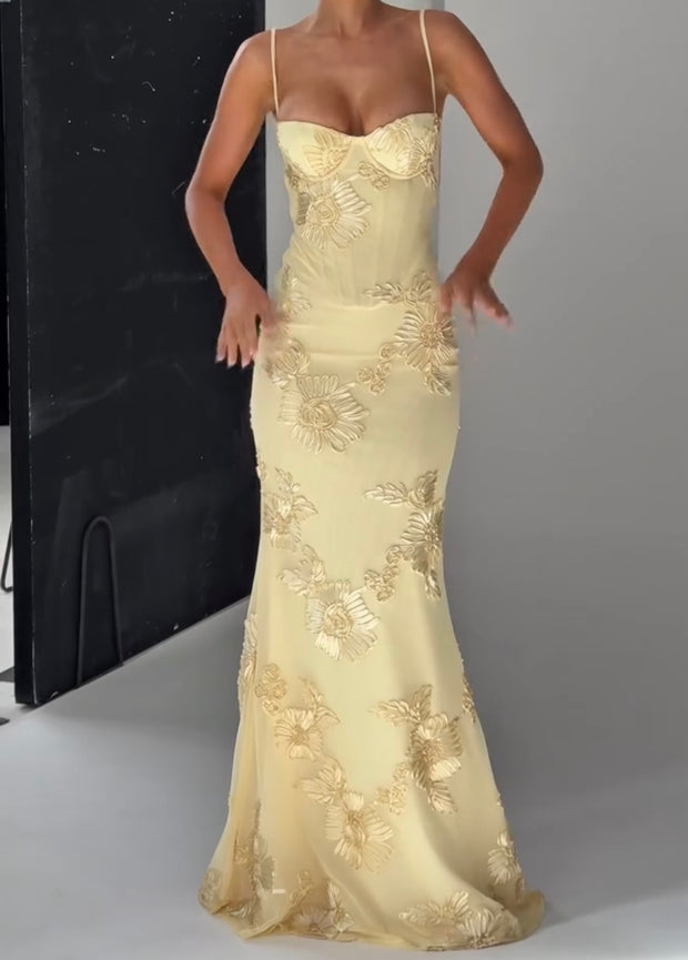 Sexy Strap Embroidered Girdle Fishbone Dress