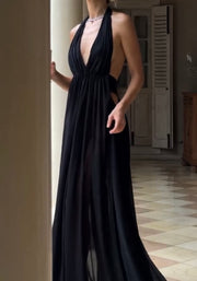 Deep V-neck Pleated Halter Backless Dress