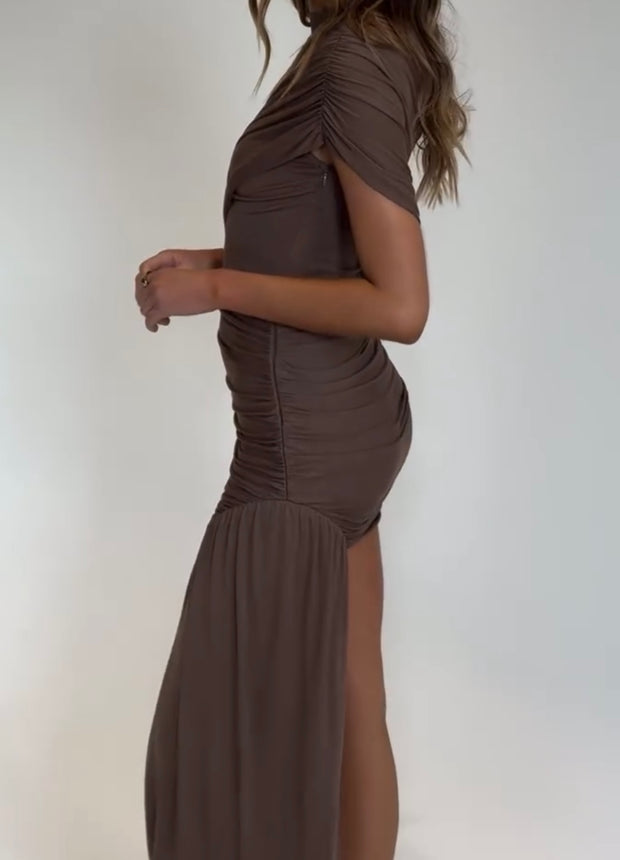 Fashion Slim round Neck Pleated Hip Irregular Sleeveless Dress
