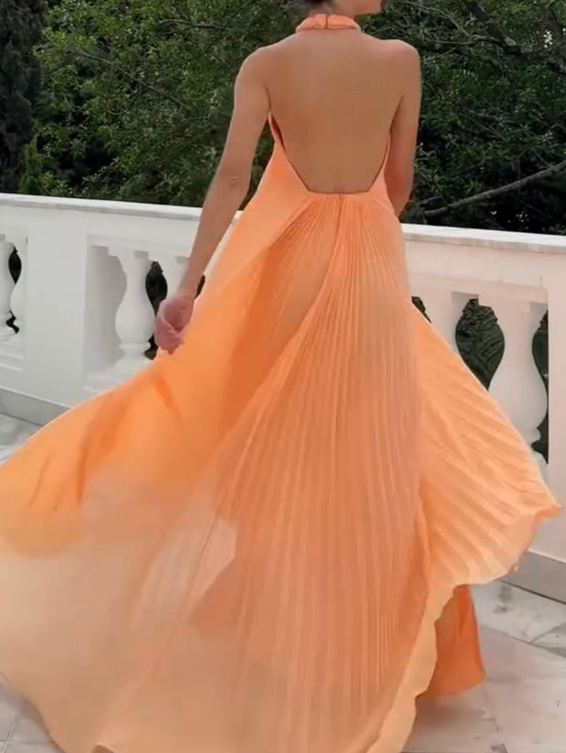 Graceful and Fashionable Halter Pleated Backless Dress