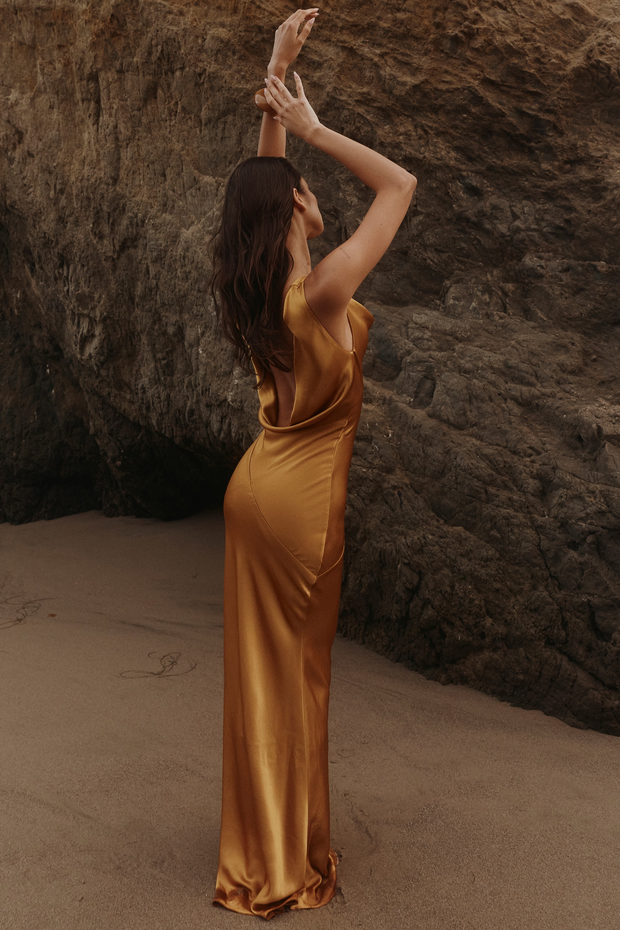 Sexy Halter Sheath Solid Color Dress