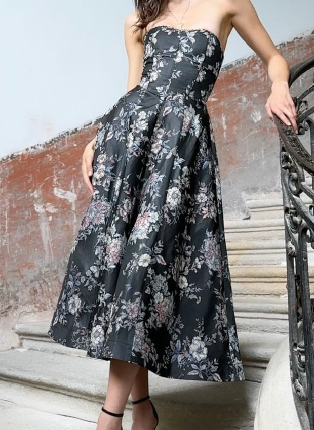 Sexy Tube Top Temperament Girdle Dress