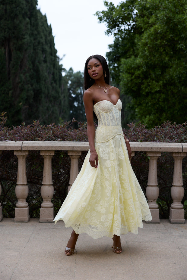 The Carolena Set in Transparent Yellow Lace