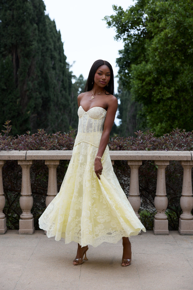 The Carolena Set in Transparent Yellow Lace