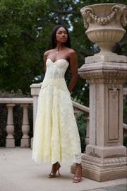 The Carolena Set in Transparent Yellow Lace