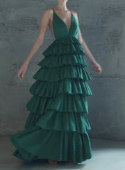 V-neck Halter Lace-up Sleeveless Ruffled Cake Waist-Tight Dress