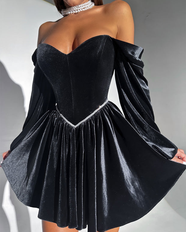 Sexy Strapless Long Sleeve Waist-Tight Rhinestone Dress