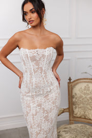 The Capulet Dress in White Chantilly Lace
