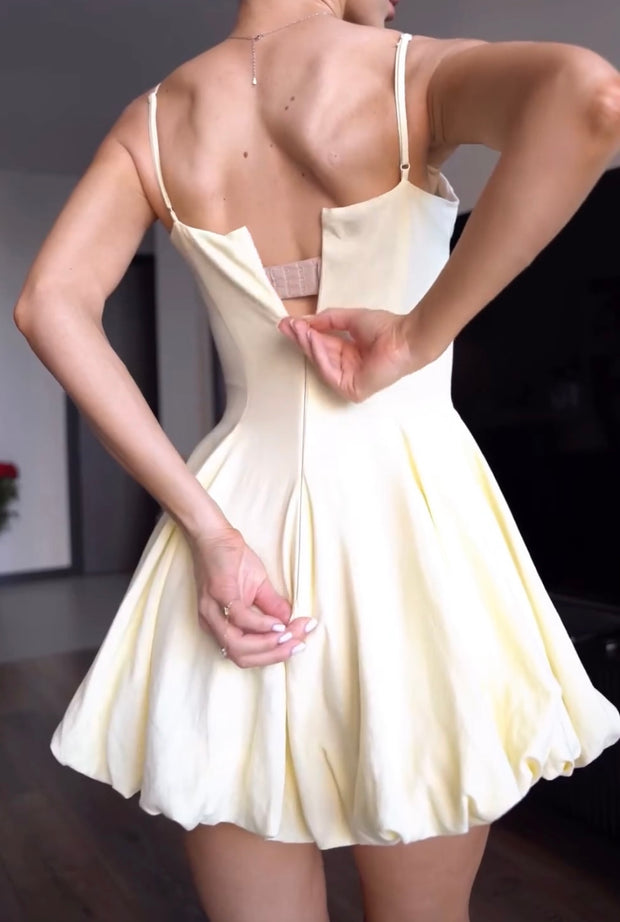 Irregular Ruffled Bud Waist-Tight Dress