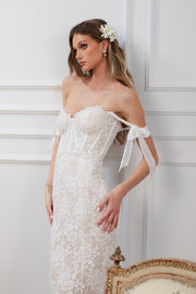 The Romanza Dress in White Chantilly Lace